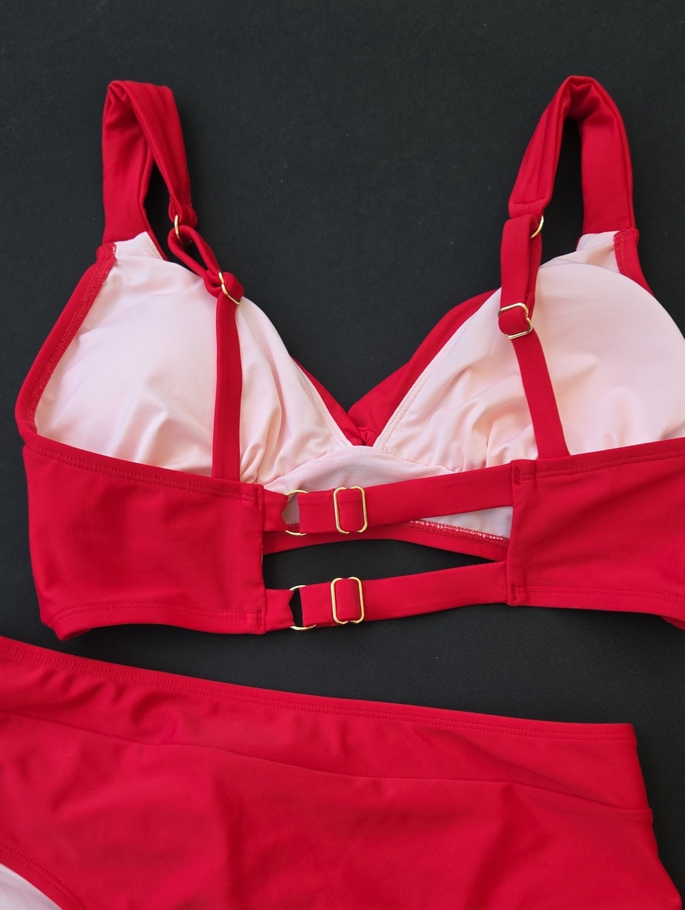 💋Cupshe Red High Waisted Bikini Set Size Medium NWT! - Picture 10 of 15